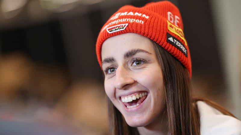 Biathletin Vanessa Voigt | Bild: picture-alliance/dpa Biathletin Vanessa Voigt