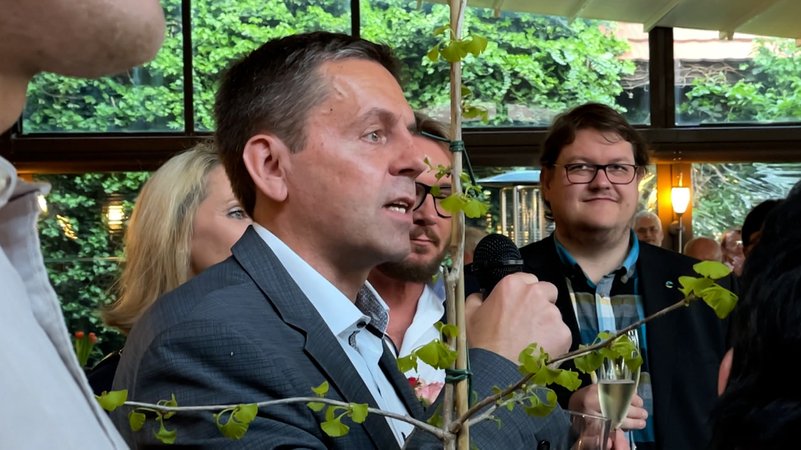 Ben Schwarz (SPD) ist neuer Landrat im Landkreis Roth
