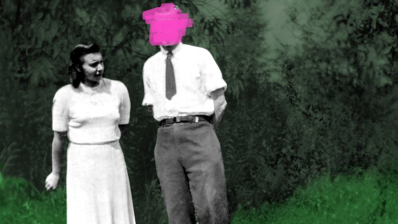 Cover des dreiteiligen Podcasts "Der verbotene Vater" im Feed "Alles Geschichte – Der History-Podcast"; im Bild: Die Mutter (l) von Protagonistin und Besatzungskind Katharina mit ihrem Vater, einem französischen Soldaten (r), 1945 am Bodensee. | Bild: privat/BR Cover des dreiteiligen Podcasts "Der verbotene Vater" im Feed "Alles Geschichte – Der History-Podcast"; im Bild: Die Mutter (l) von Protagonistin und Besatzungskind Katharina mit ihrem Vater, einem französischen Soldaten (r), 1945 am Bodensee.