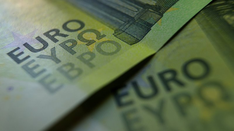 Mehrere Euro-Geldscheine