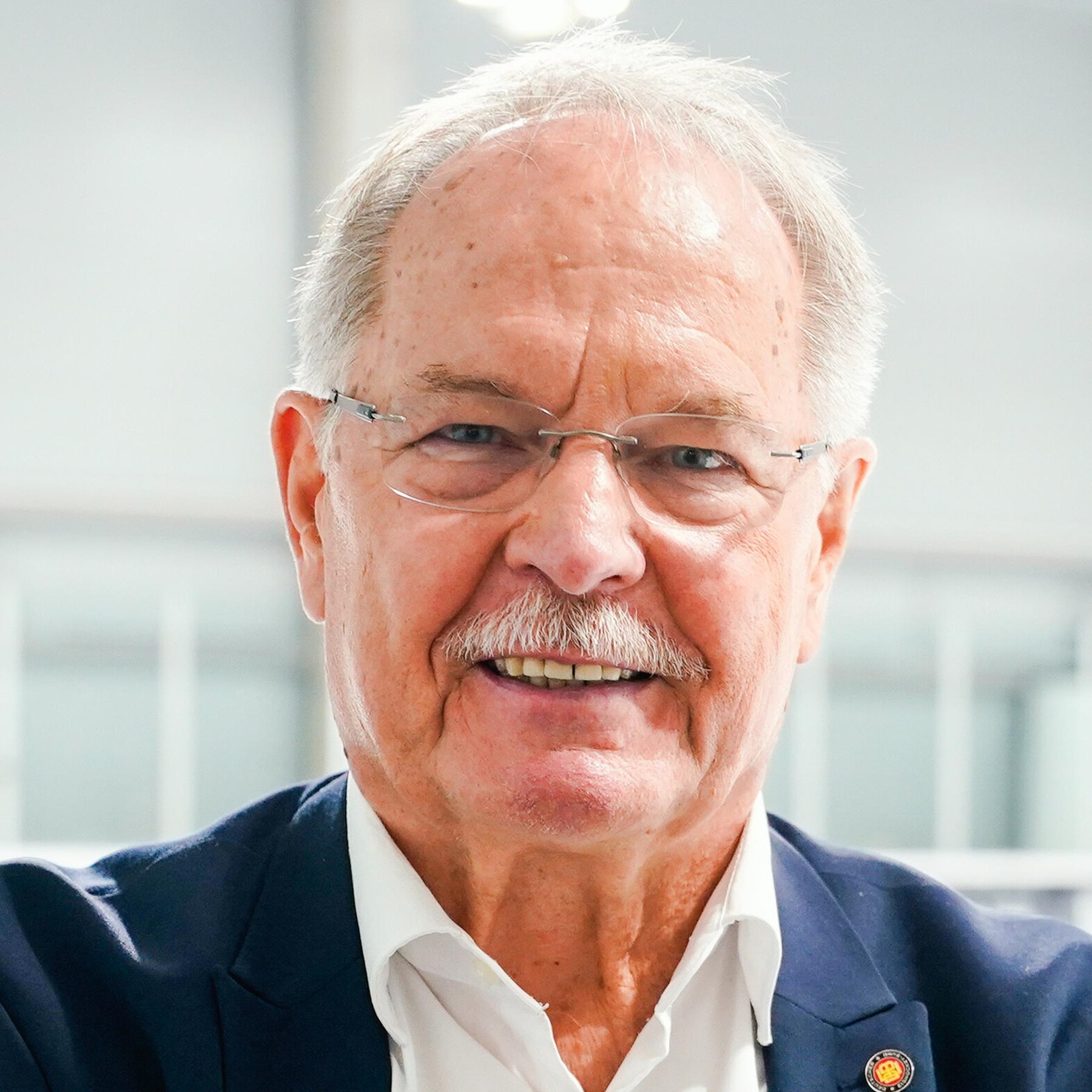 Eishockey-Bund-Präsident zur WM: "Müssen unter Top Vier kommen" episode artwork