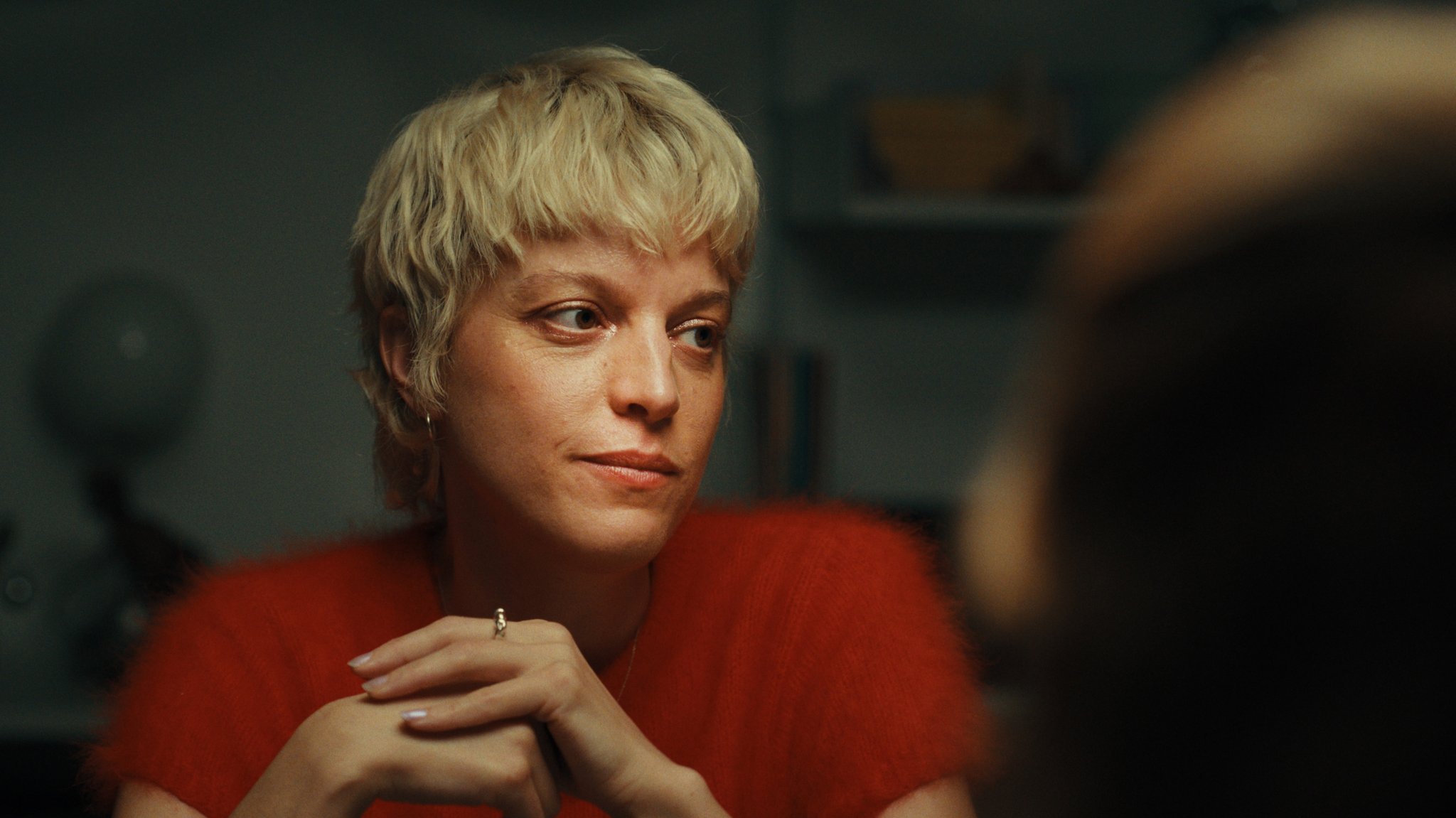 Spielt stark und glaubhaft: Sylvaine Faligant als Tanja in "Allegro Pastell" (Filmszene).