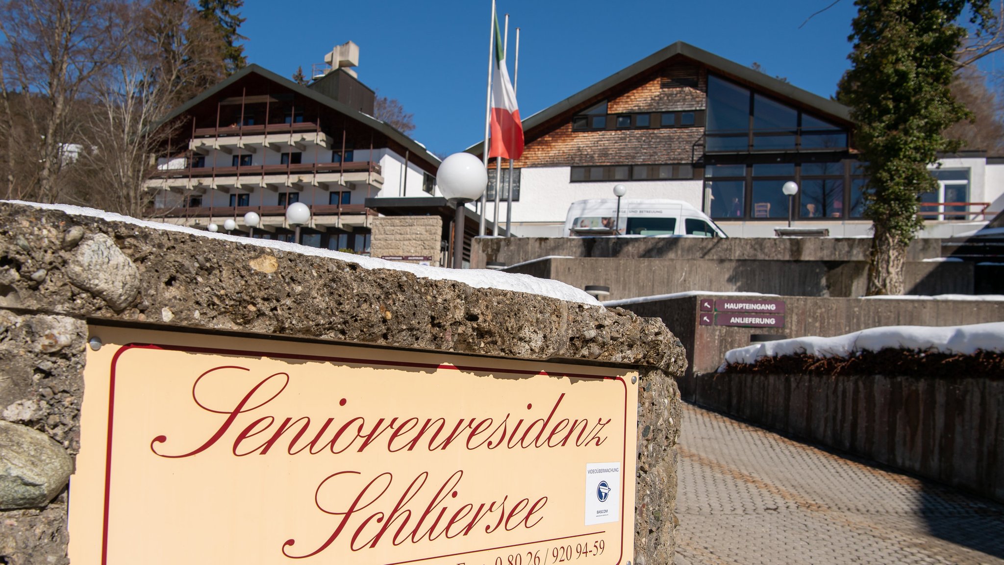 Das Altenpflegeheim Schliersee | Bild: dpa-Bildfunk/Peter Kneffel Das Altenpflegeheim Schliersee
