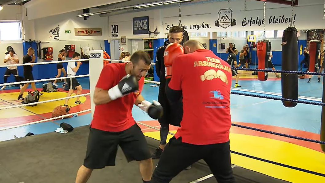 16 Boxer Aus Deutschem Nationalteam Mit Coronavirus Infiziert Br24