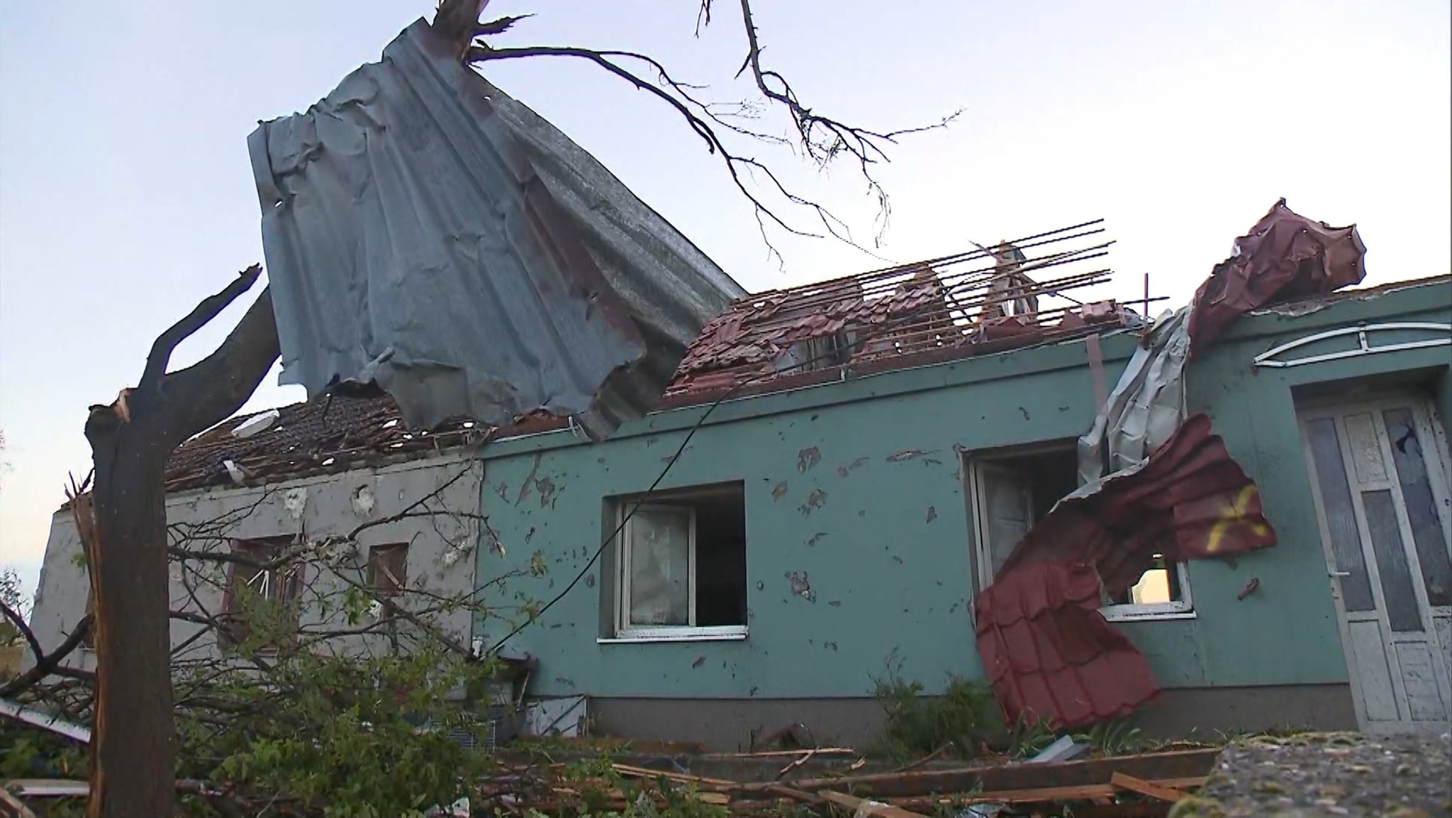 Schwere Schäden nach Tornado