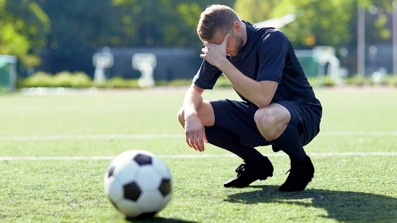Sport-Doku "Schiri - wir wissen wo dein Auto steht!" | Bild: Syda Productions - stock.adobe.com Sport-Doku "Schiri - wir wissen wo dein Auto steht!"