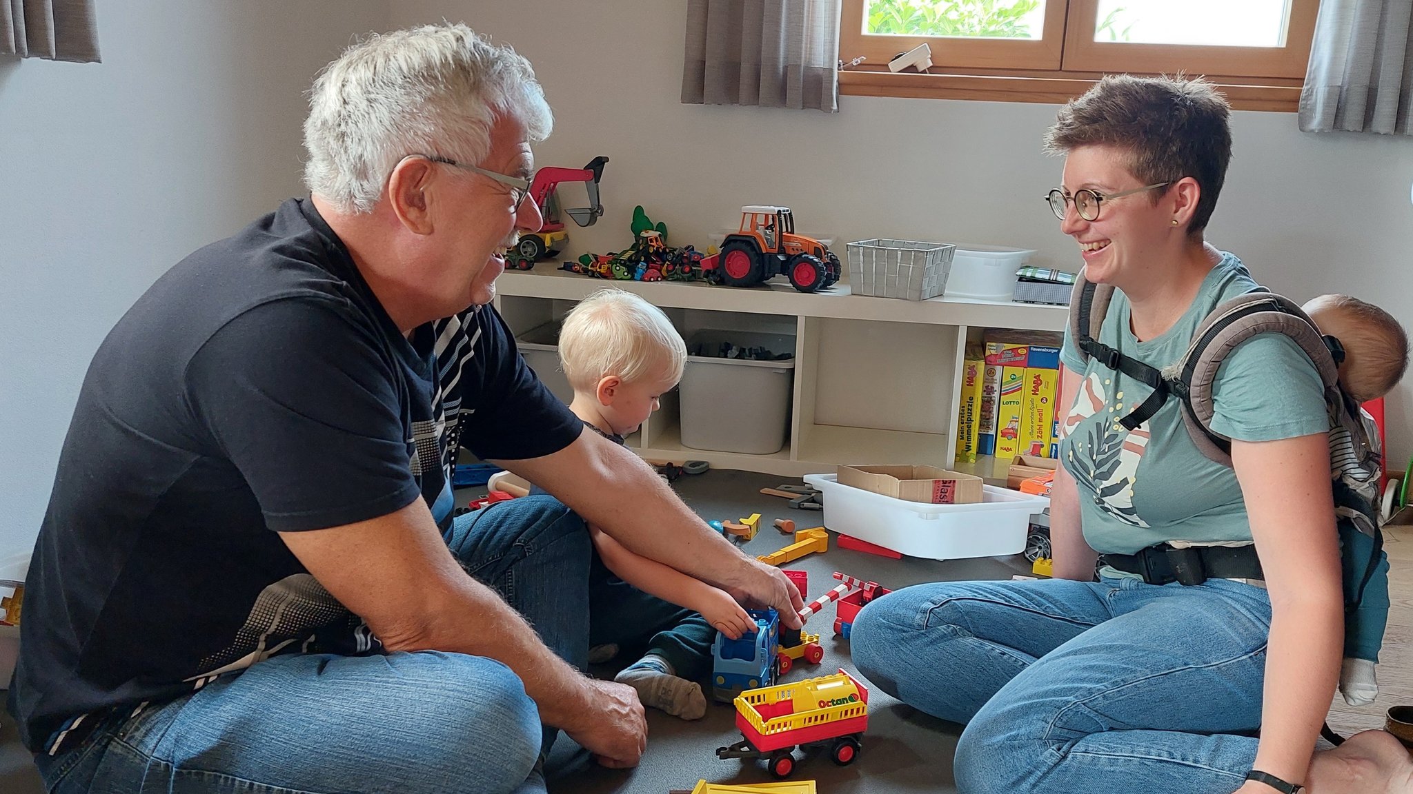 Ausgezeichnetes Projekt in Weißenburg: Oma und Opa zum Ausleihen