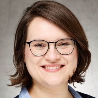 Simone Stern Simone Stern