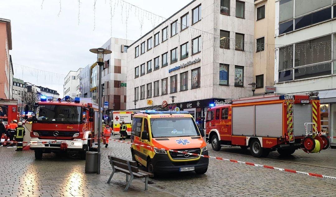 Einsatzfahrzeuge in der Passauer Innenstadt