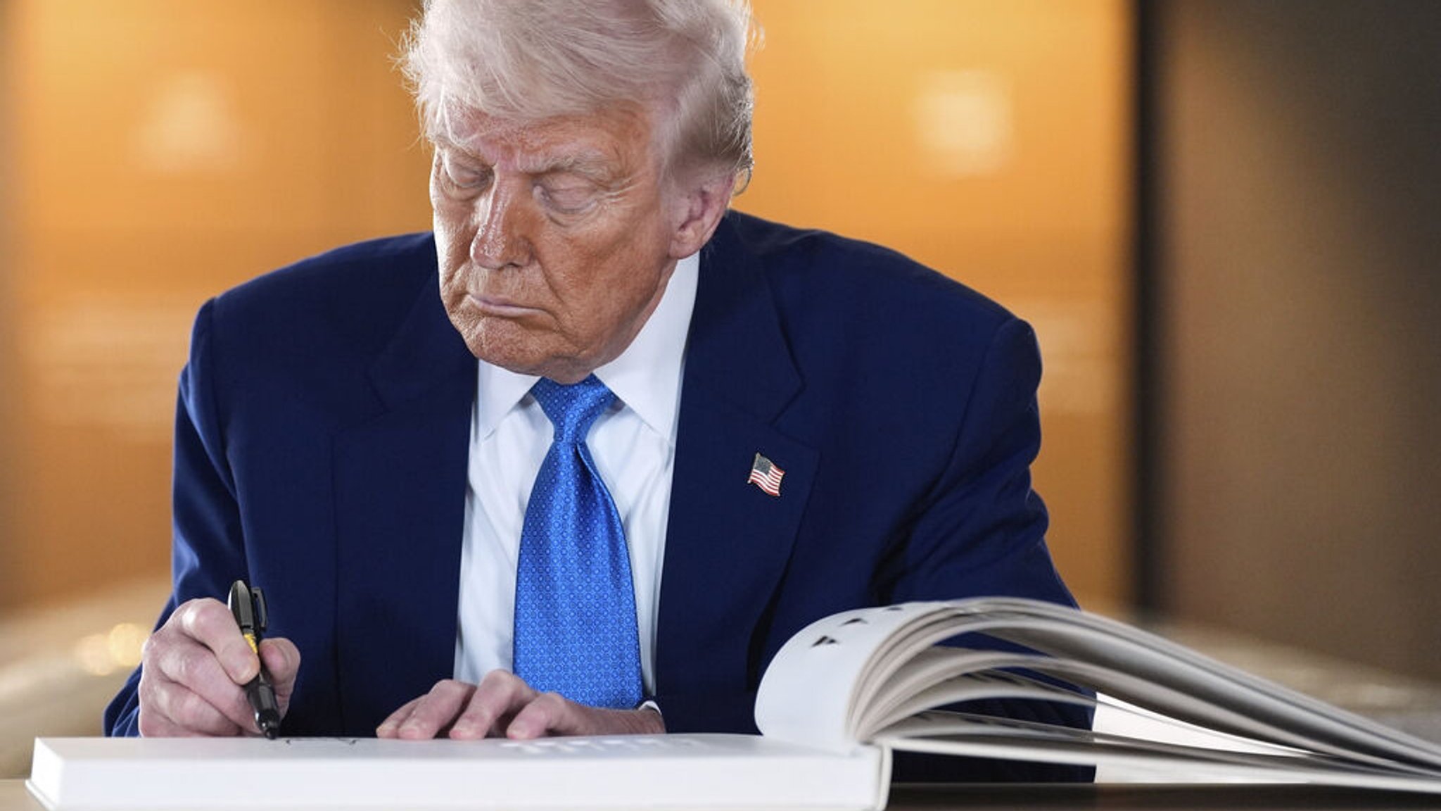 Ukraine-Ticker: Trump stellt Gespräche im Vatikan in Aussicht