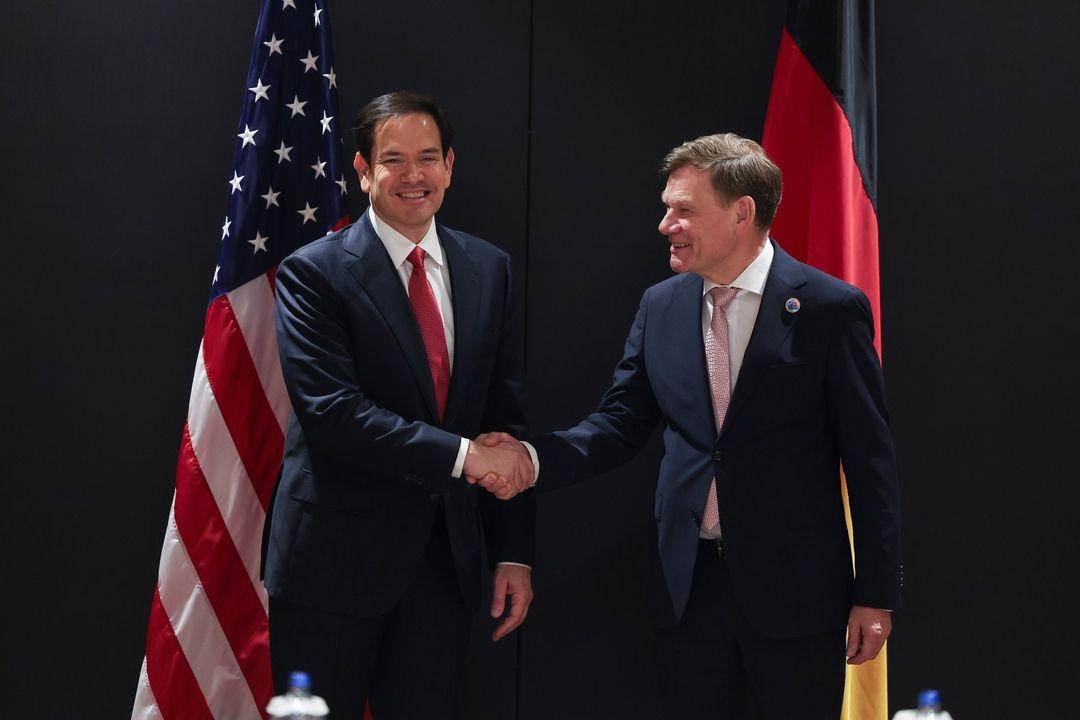 US-Außenminister Marco Rubio und der deutsche Außenminister Johann Wadephul beim informellen Treffen der NATO-Außenminister