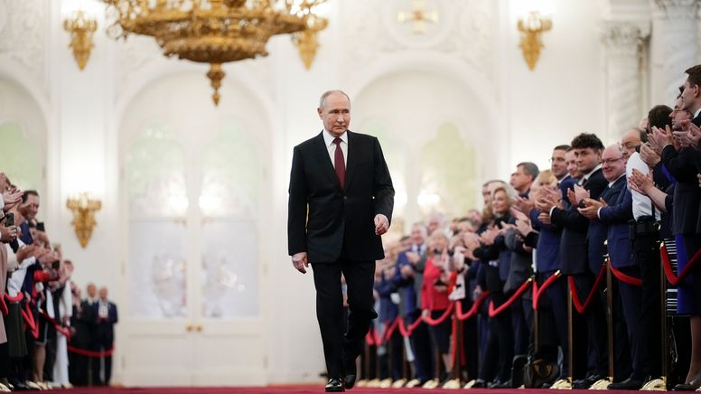 Putin für fünfte Amtszeit vereidigt. | Bild:dpa-Bildfunk/Alexander Zemlianichenko