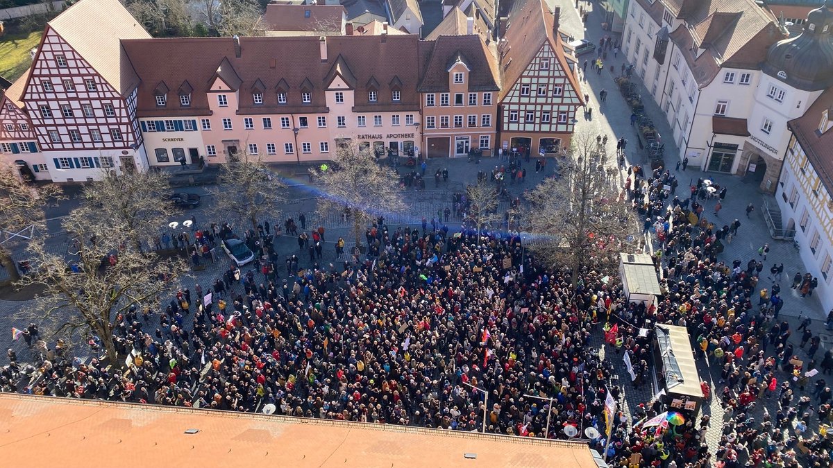 Demonstration gegen Rechtsextremismus in Schwabach.