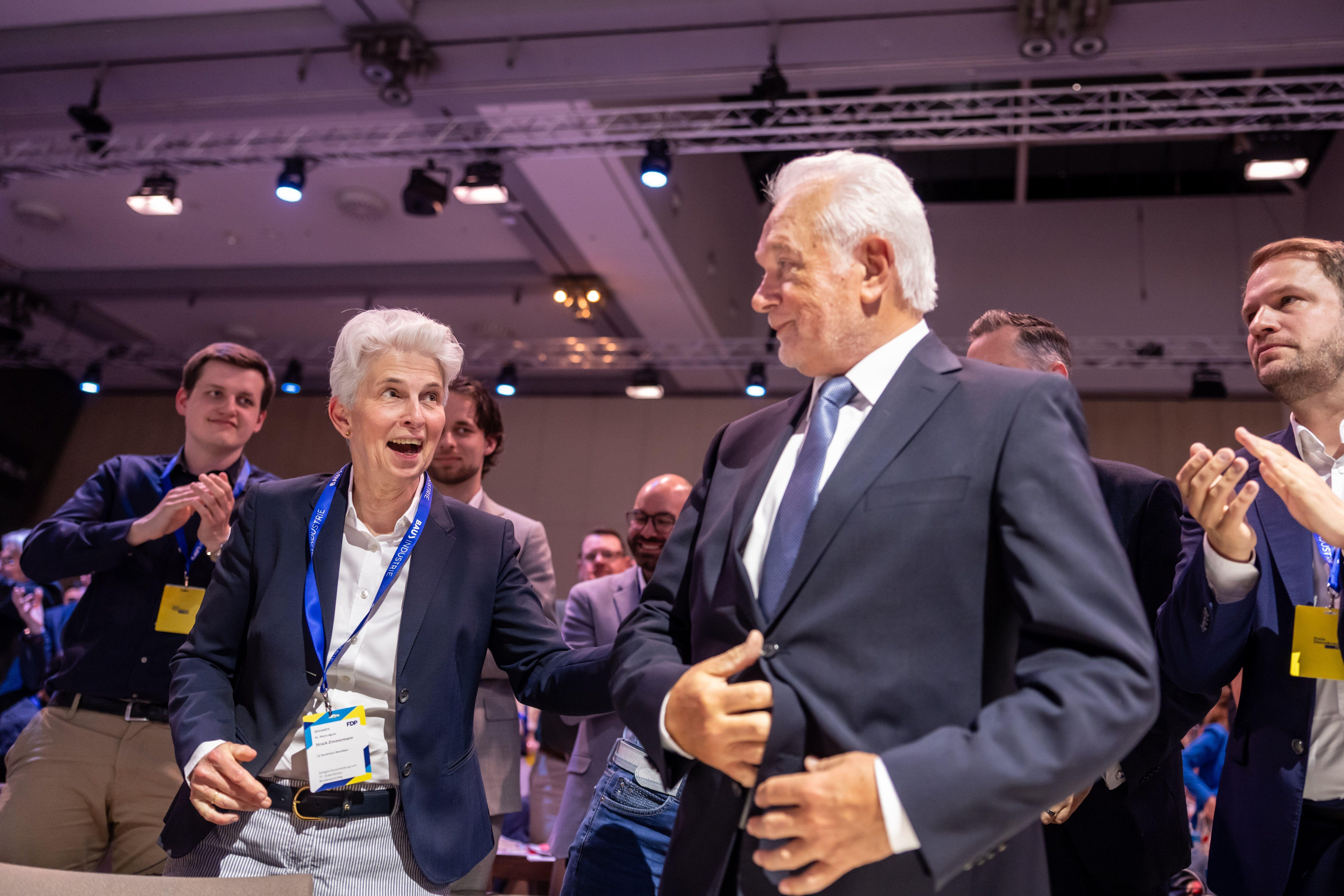 Kubicki elected FDP leader with almost 60 percent