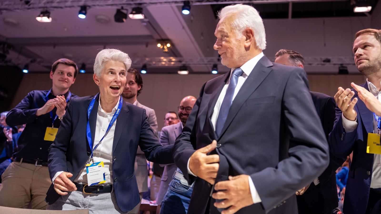 Kubicki elected FDP leader with almost 60 percent