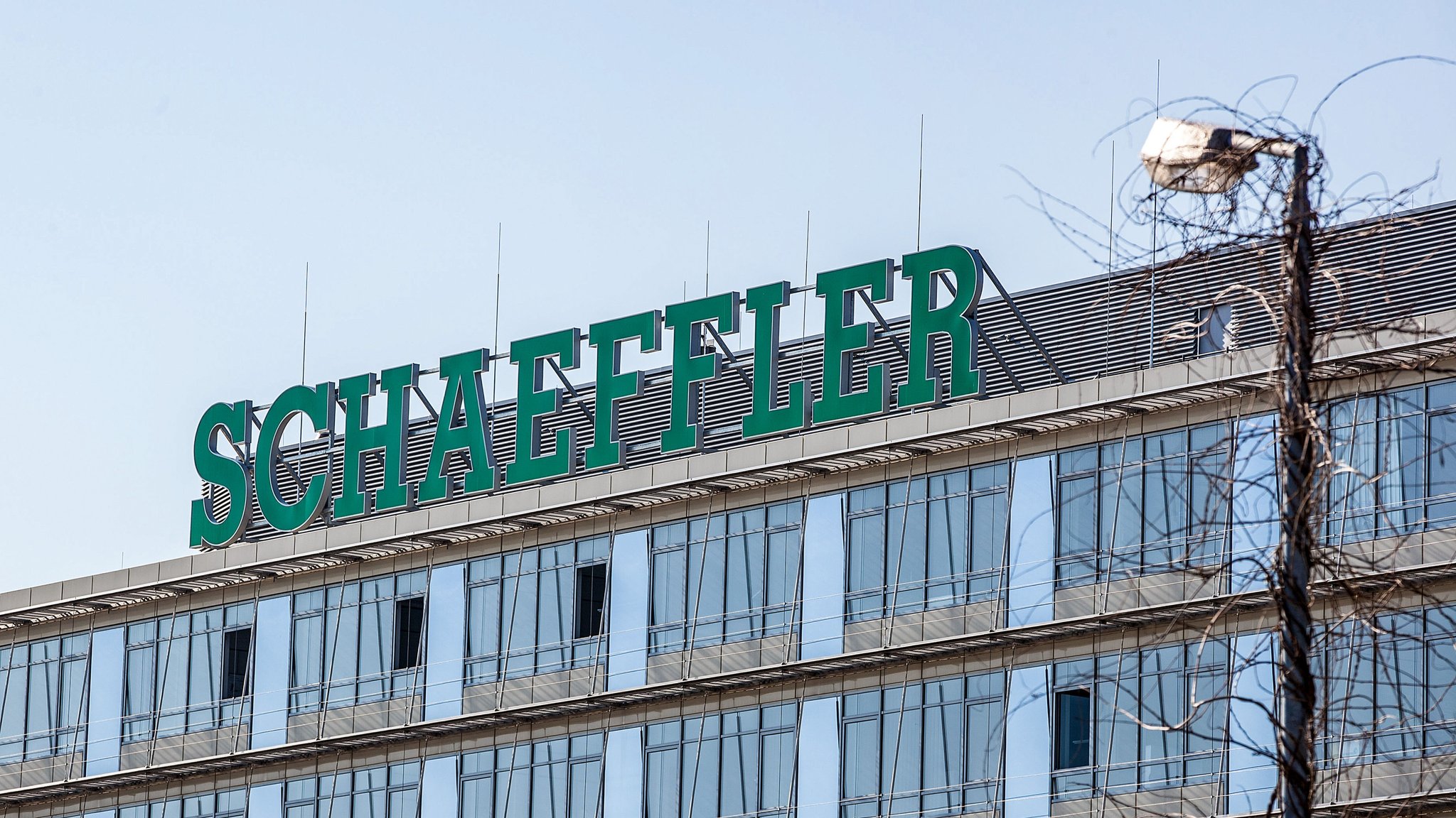 Autozulieferer Schaeffler baut 1.300 Stellen ab