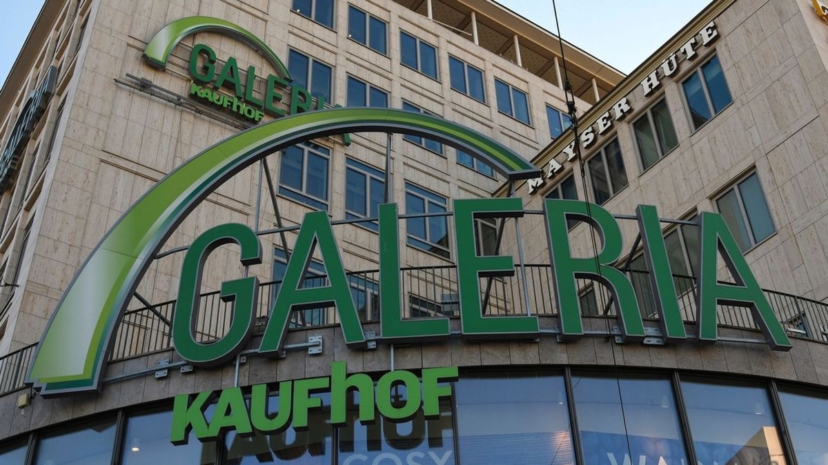 Was Passiert Mit Den Galeria Karstadt Kaufhof Immobilien Br24