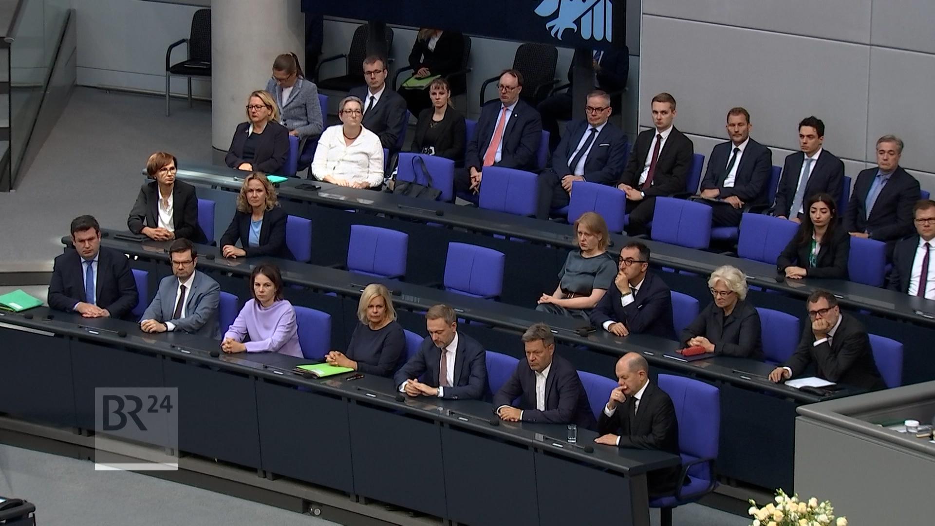 Generaldebatte Im Bundestag: Kann Der Kanzler Krise? | BR24