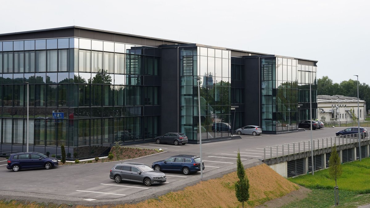 Firmensitz der Karl Bau GmbH in Hengersberg