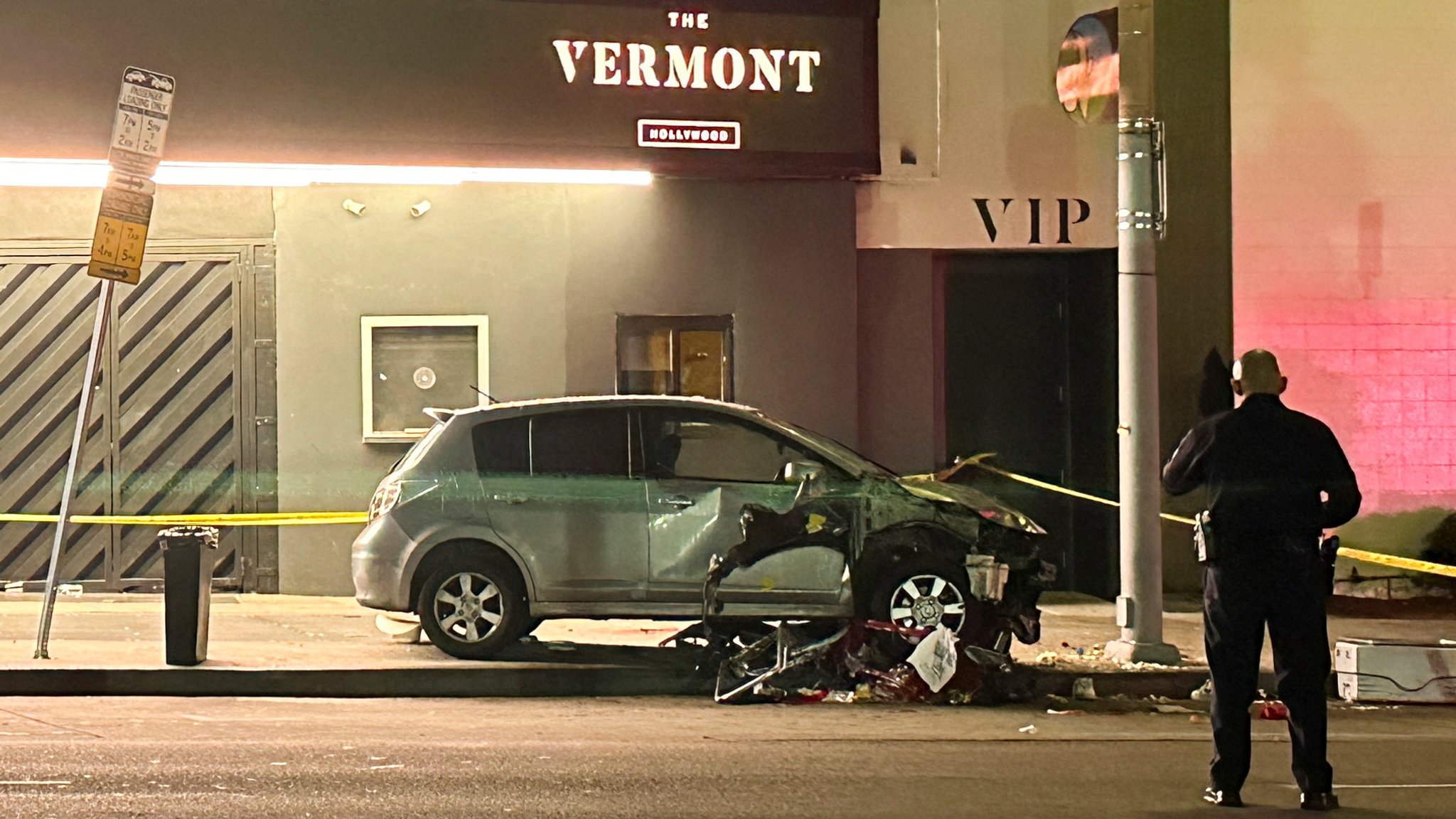 Auto fährt in Menschenmenge in Hollywood – viele Verletzte