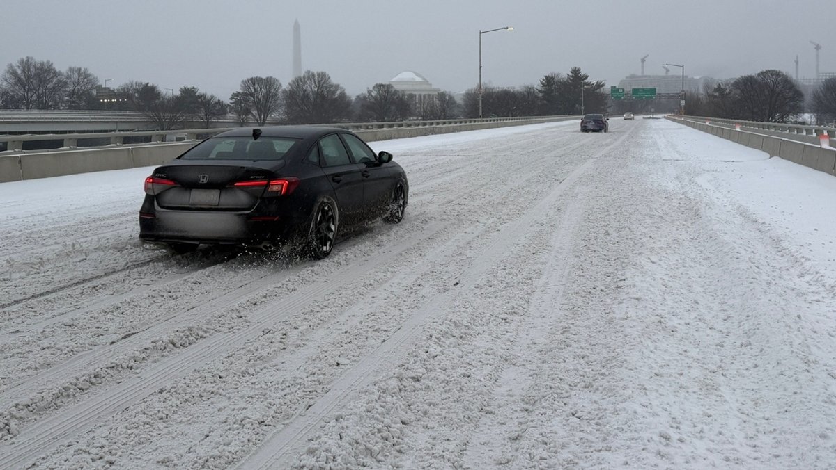 USA: Dramatischer Wintersturm – Stromausfälle und Hamsterkäufe
