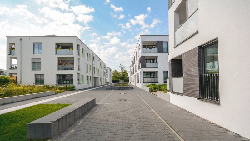 Wohnungsblocks | Bild: stock.adobe.com/ah_fotobox Wohnungsblocks