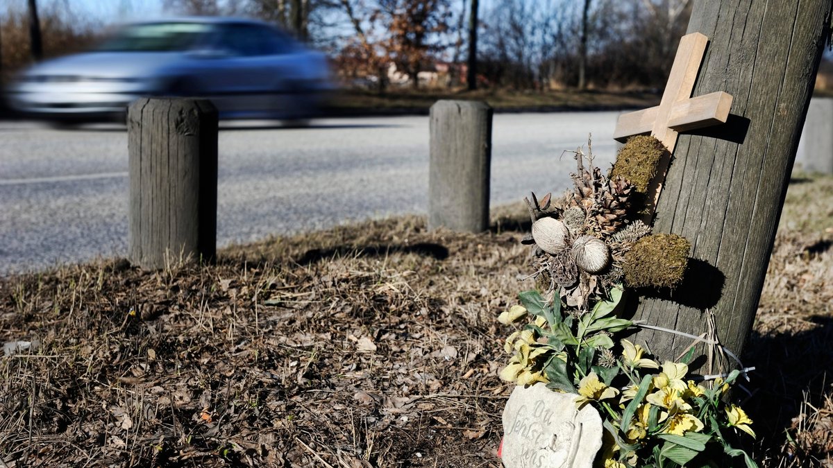 ADAC-Schätzung: Zahl der Verkehrstoten sinkt leicht 