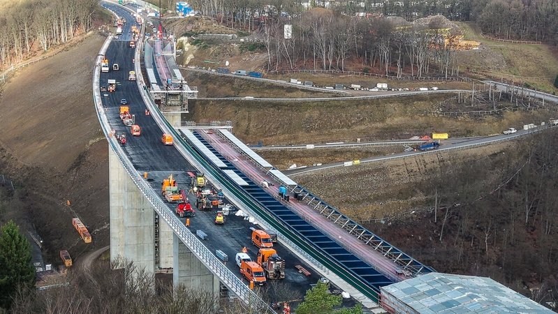 Großbaustelle in Deutschland (Symbolbild) | Bild: pa/dpa/Alex Talash Großbaustelle in Deutschland (Symbolbild)