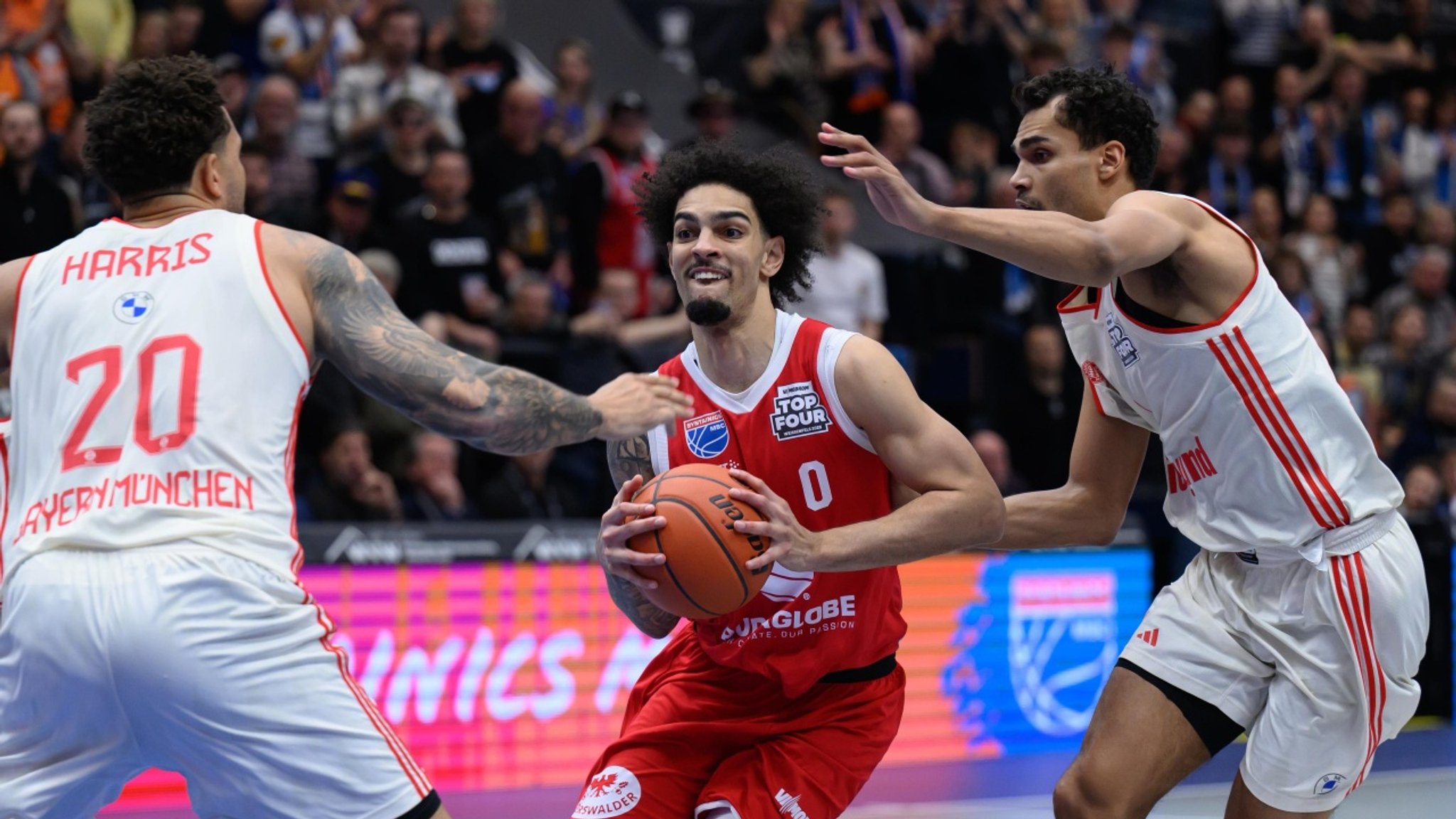 BR24Sport: Re-Live: FC Bayern Basketball - Syntainics MBC im Basketball-Top-Four - hier anschauen