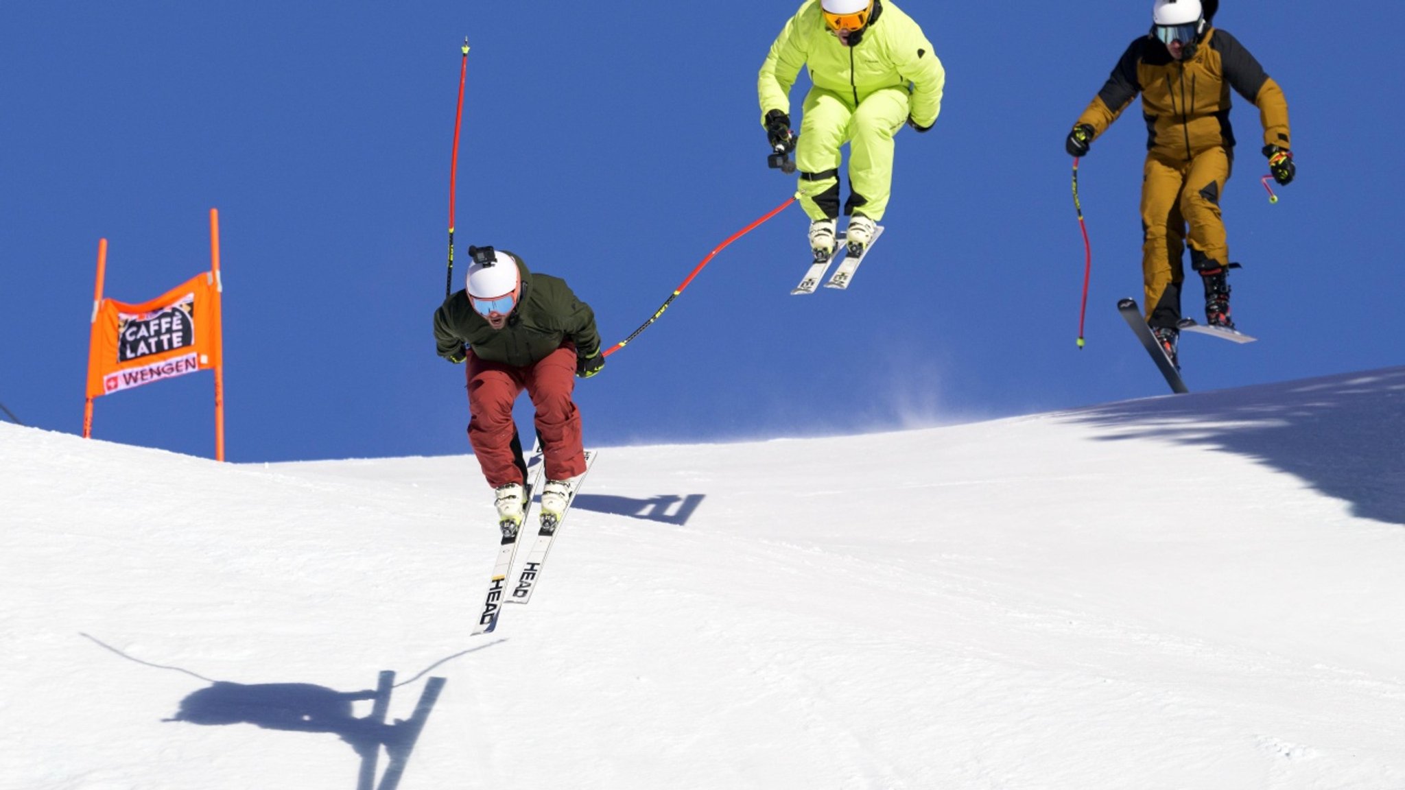 BR24Sport: Spektakuläre Kamerafahrt: Neureuther, Feuz, Berthod auf der Lauberhorn-Abfahrt - hier anschauen