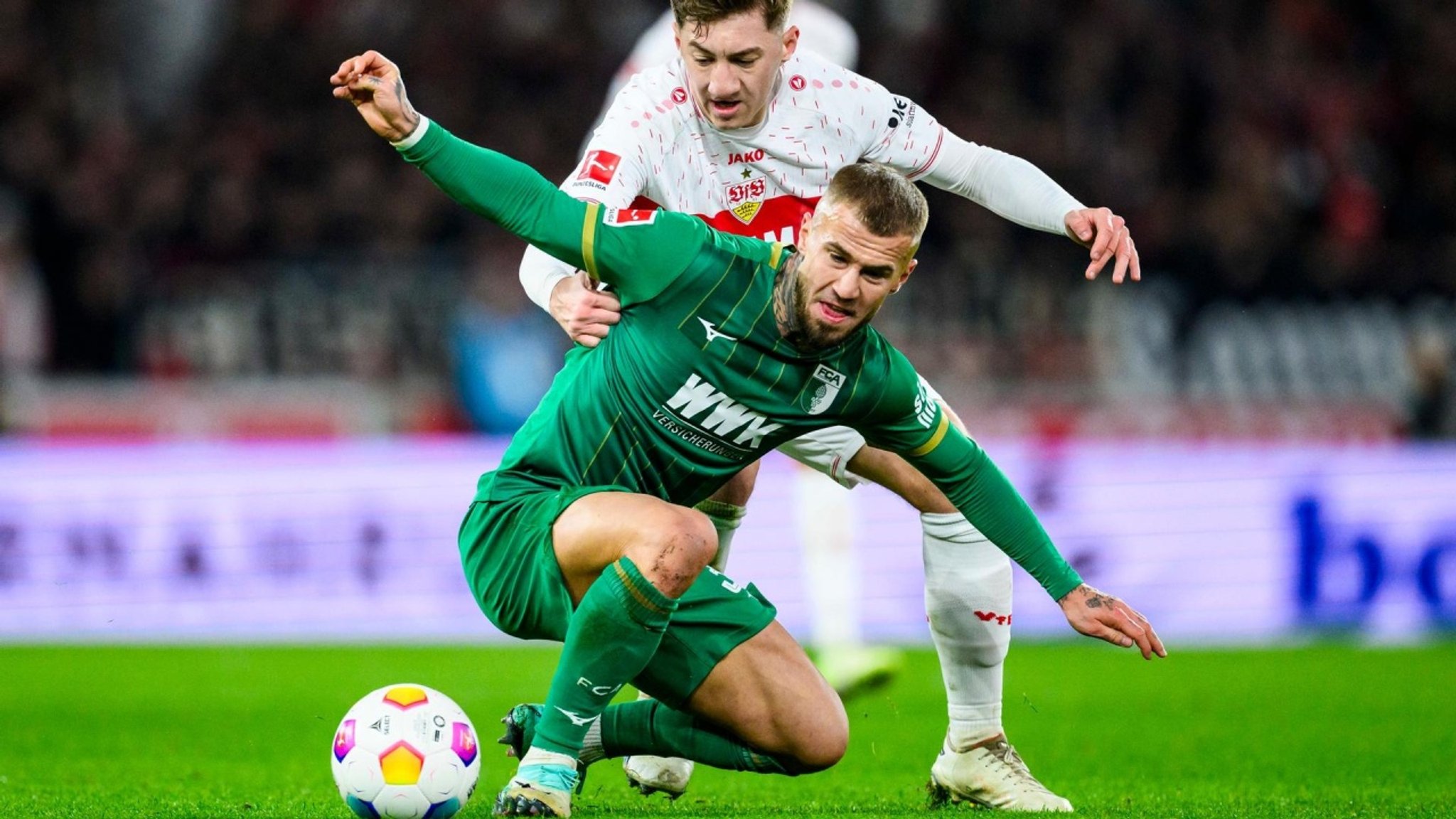 BR24Sport: FC Augsburg: Thorups Stamm-Elf überzeugt im Test - hier anschauen