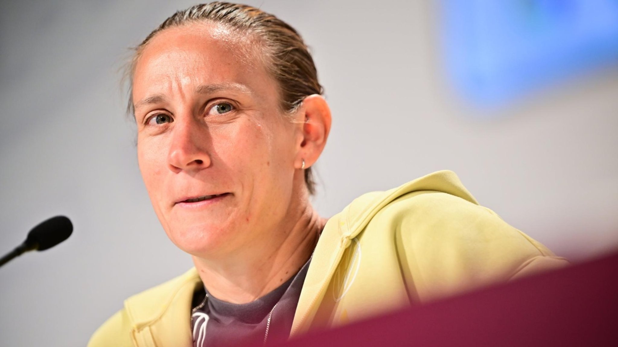 BR24Sport: Für ihren Opa: Ann-Katrin Berger muss EM-Finale erreichen - hier anschauen