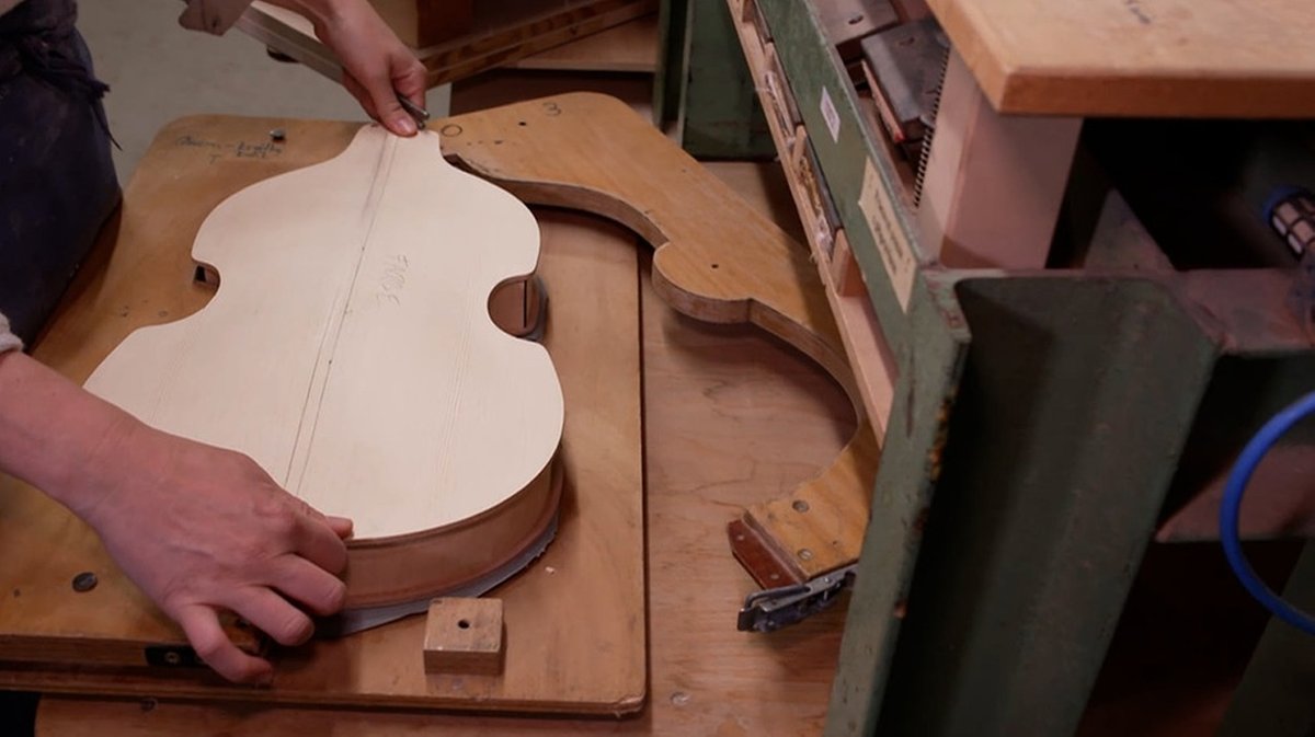Frankenschau aktuell: Gitarrenbaukunst aus Franken - hier anschauen