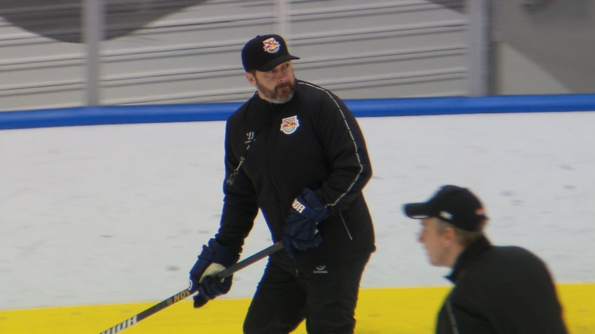 BR24Sport: EHC München mit neuem Trainer David: Meisterschaft muss wieder her! - hier anschauen