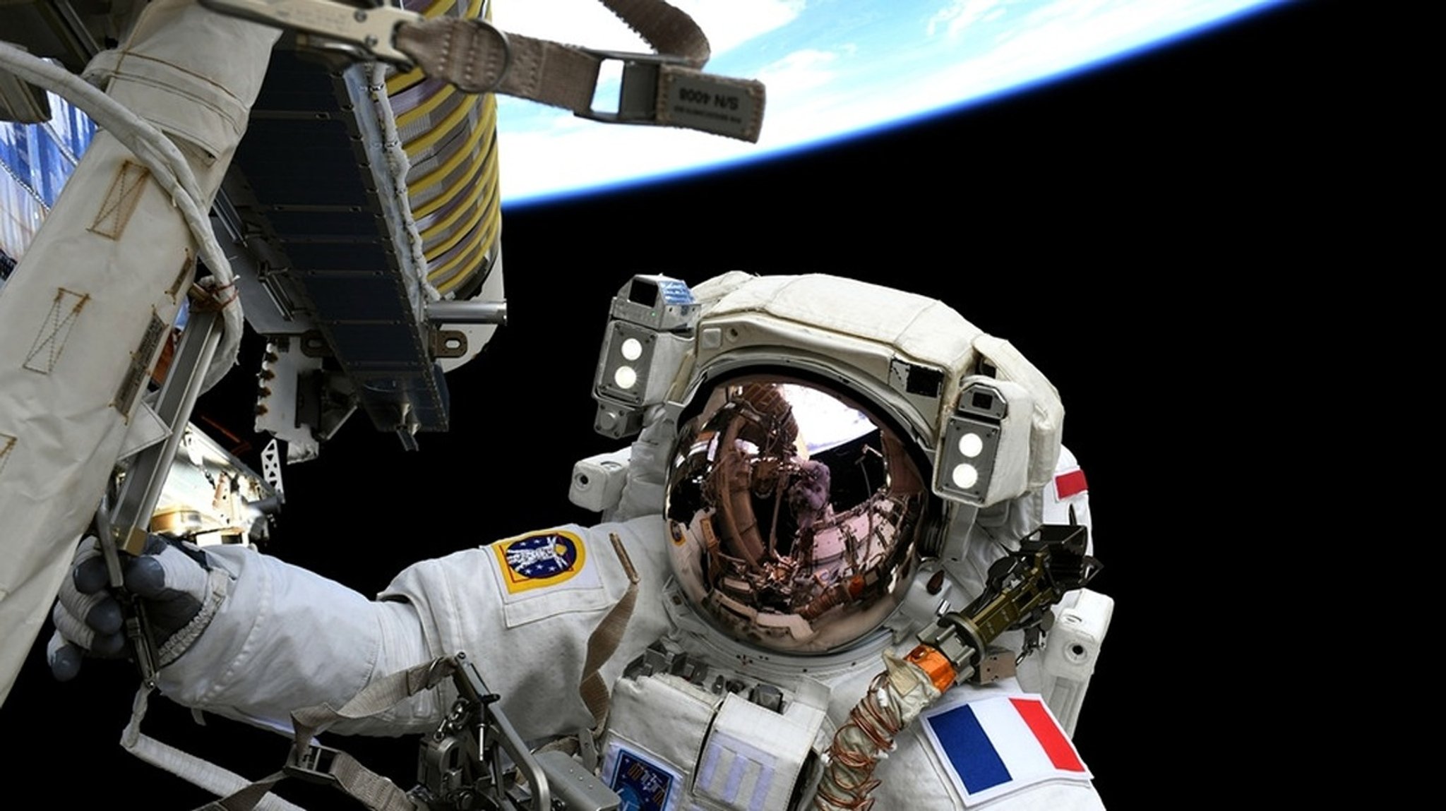 Space Night: Brauchen wir die astronautische Raumfahrt? - hier anschauen