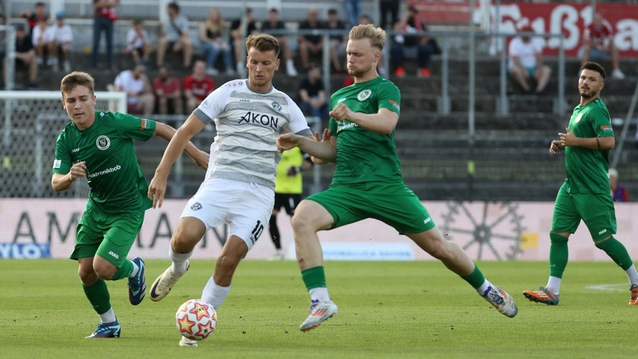 BR24Sport: Würzburger Kickers - SpVgg Ansbach · Re-Live | Regionalliga Bayern, 4. Spieltag, Saison 2024/25 - hier anschauen