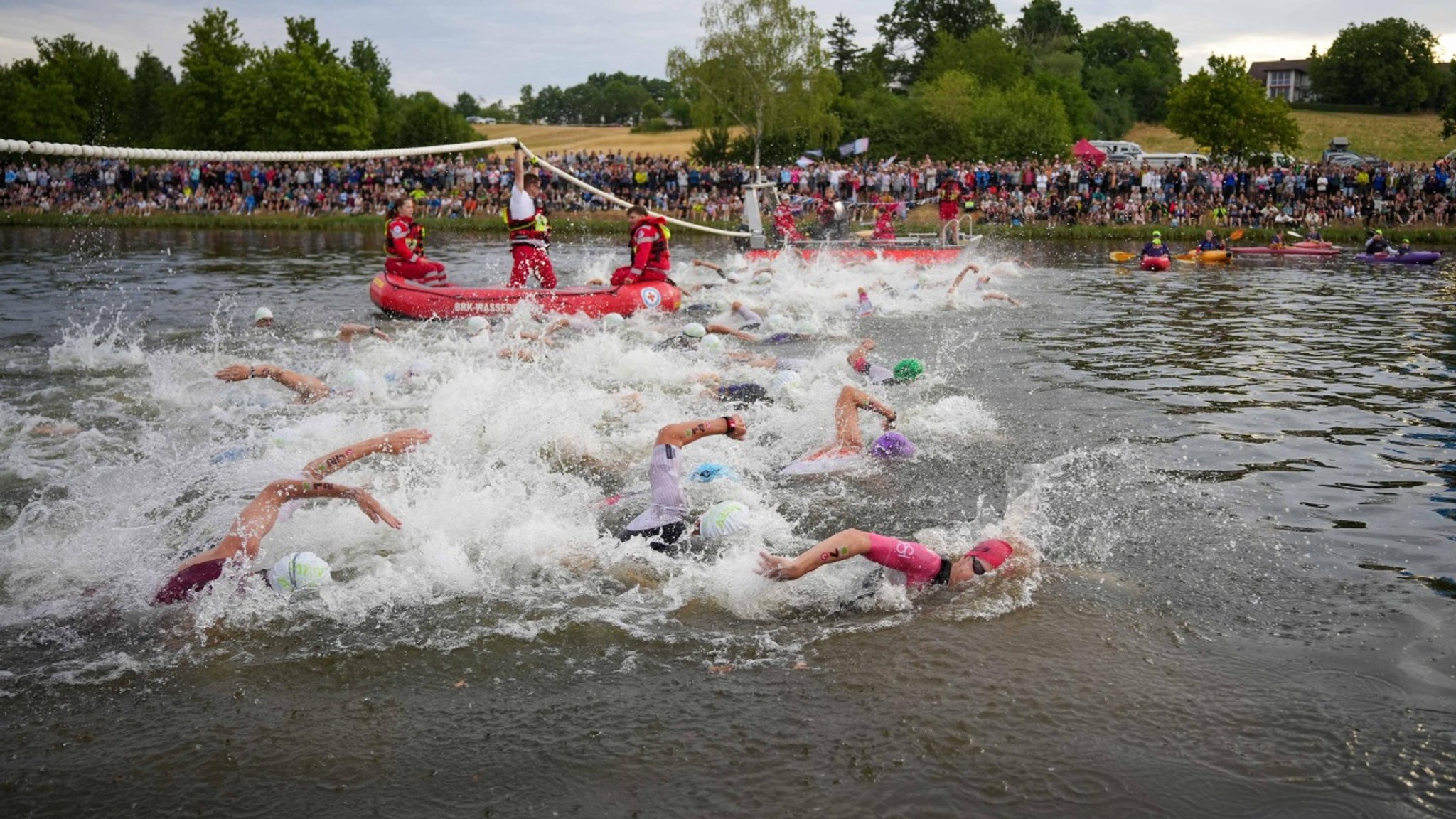 BR24Sport: Triathlon Challenge Roth: das Schwimmen im Re-Live - hier anschauen