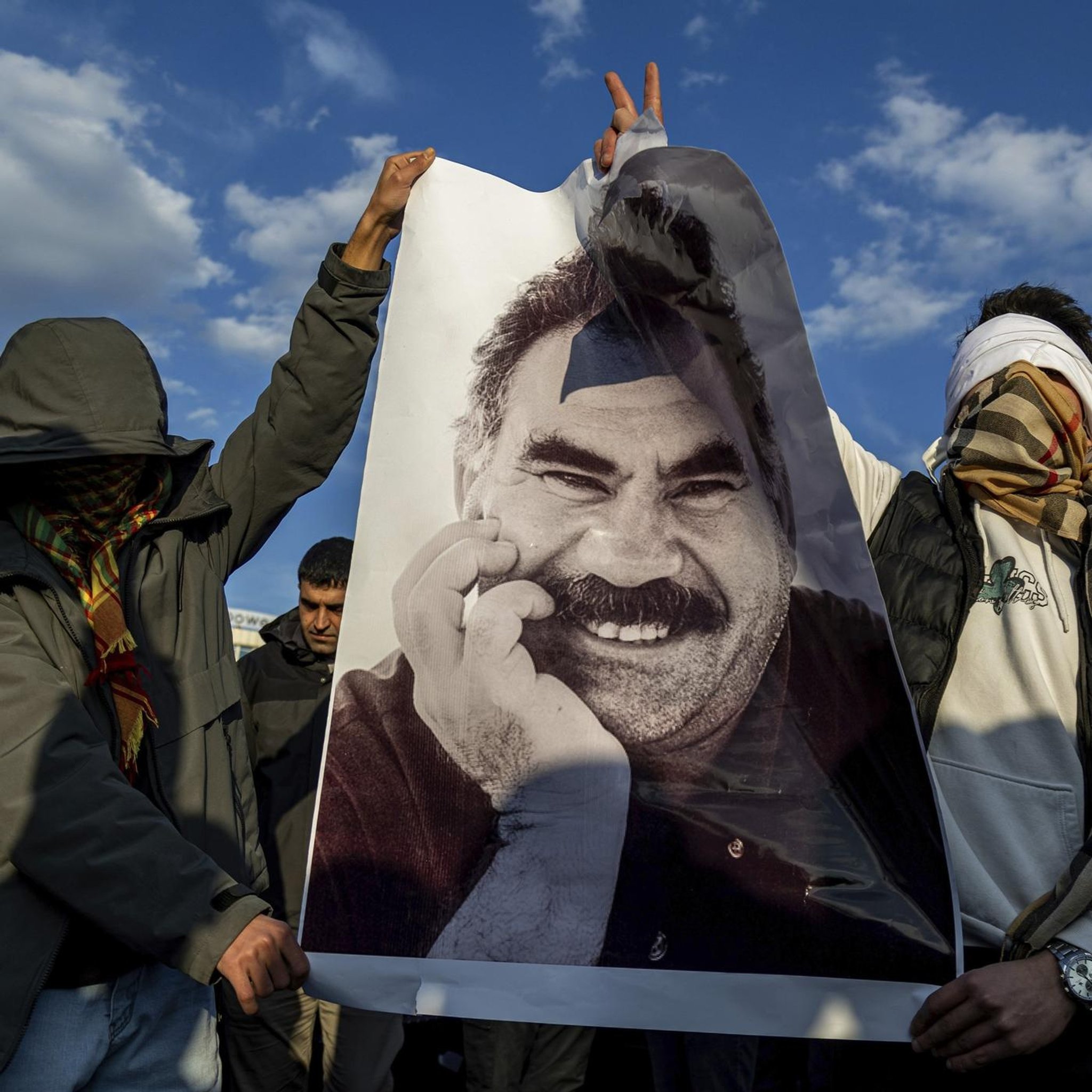 Öcalan ruft zur Auflösung der PKK auf