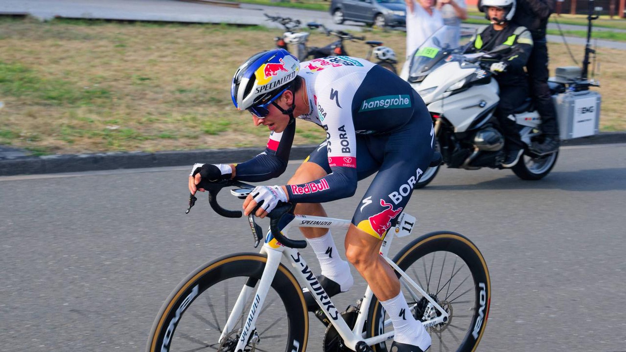 Deutschland Tour: Lipowitz stürzt - Narváez gewinnt 2. Etappe kurios