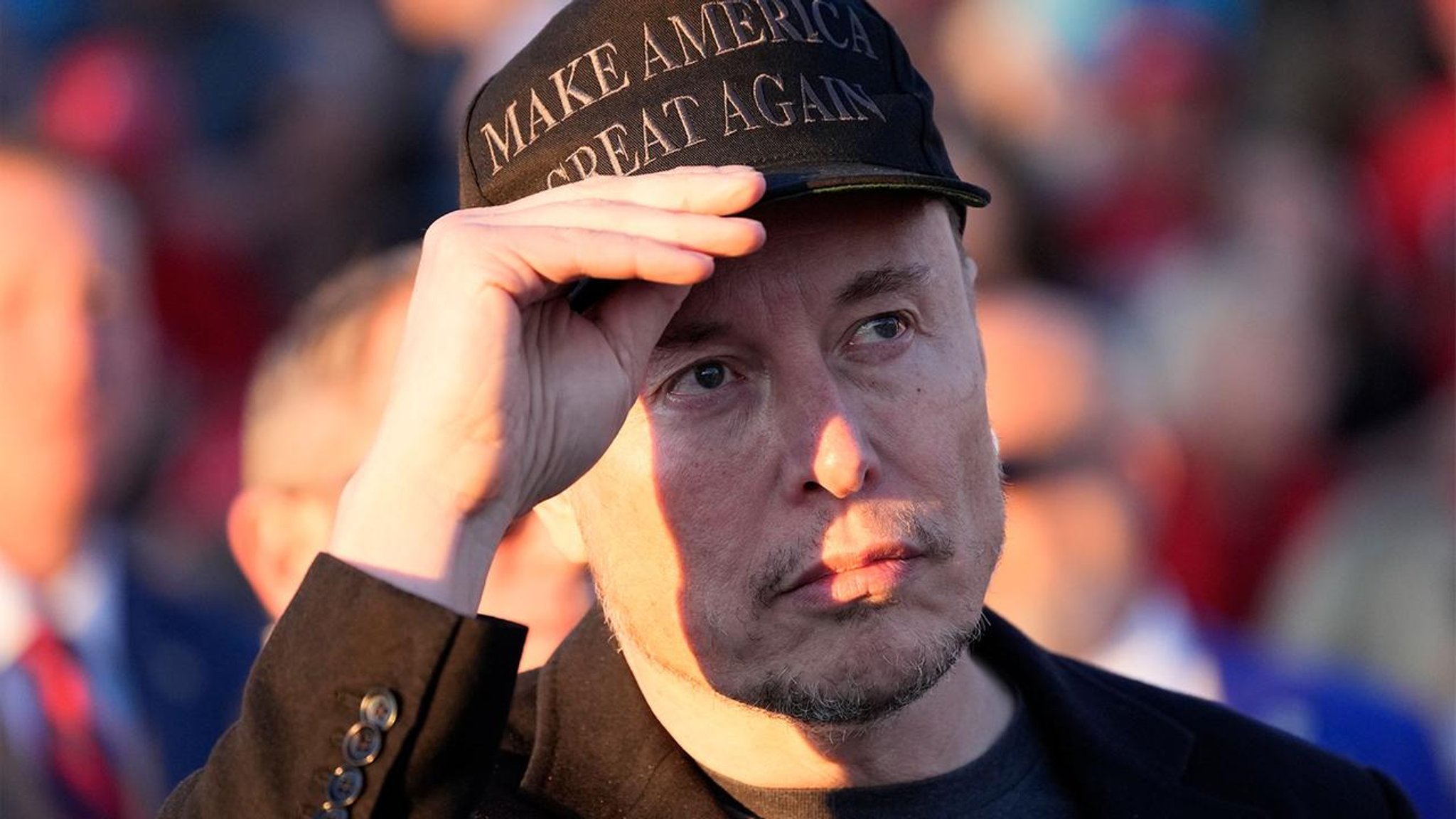 Musk schaltet sich in deutschen Wahlkampf ein und unterstützt AfD