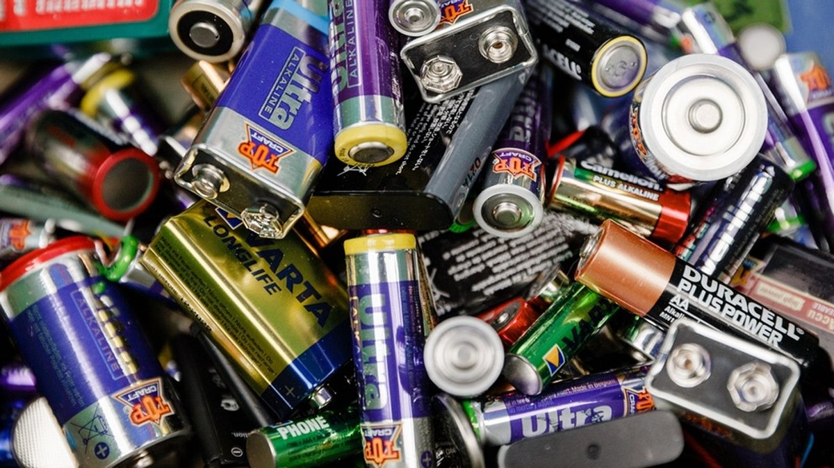 EU-Batterieverordnung: Darum sollen mehr Batterien recycelt werden