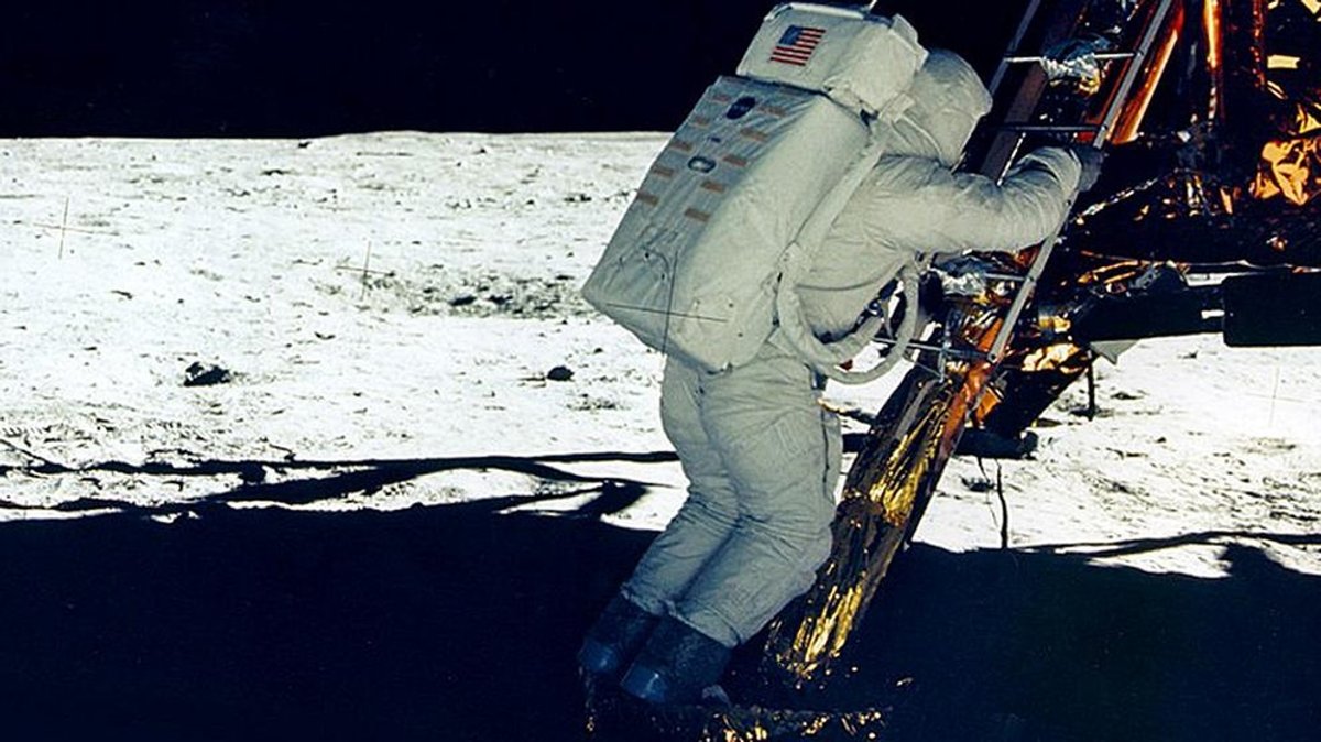Erste Mondlandung: Kleiner Schritt von Neil Armstrong schreibt Geschichte