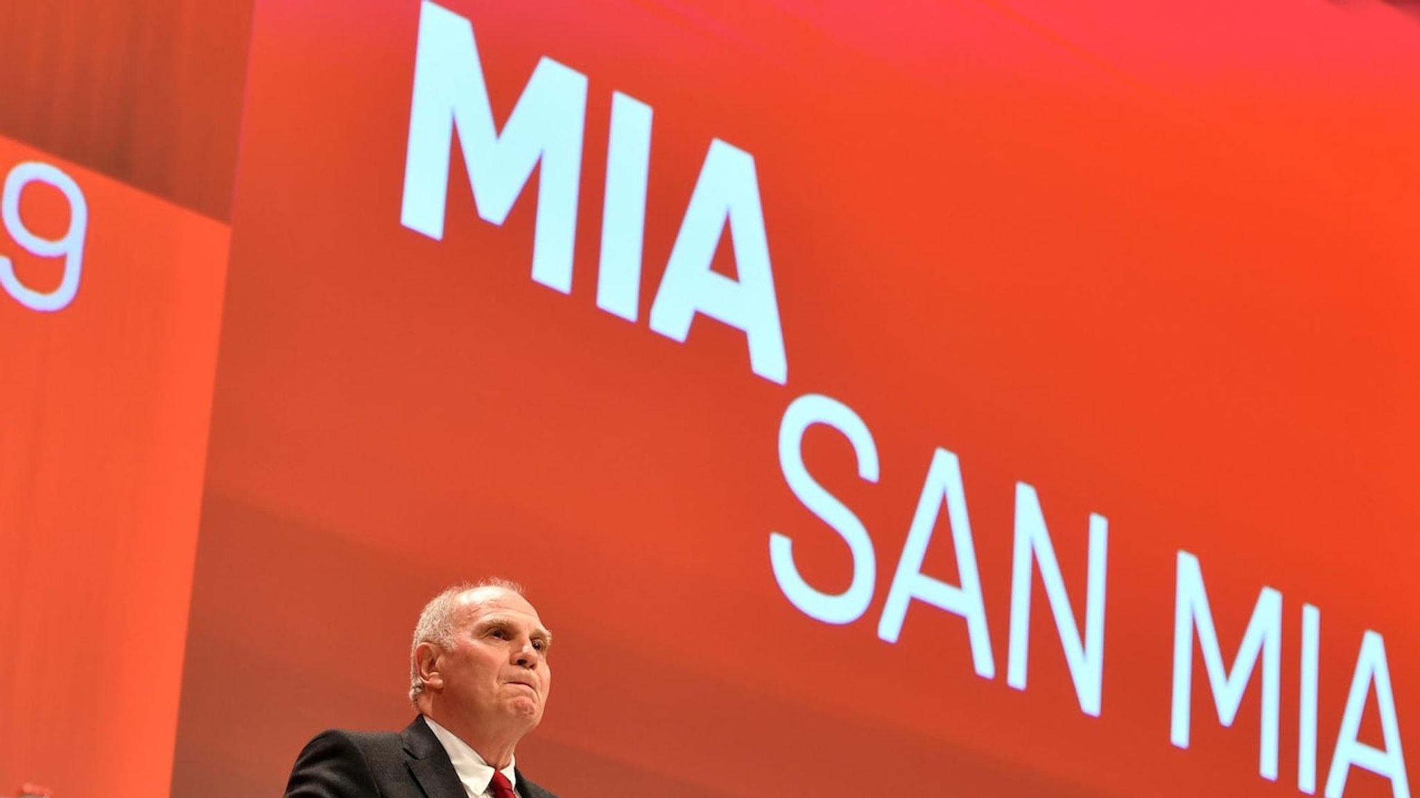 Blickpunkt Sport - Uli Hoeneß · Ein Leben für den FC Bayern - hier anschauen