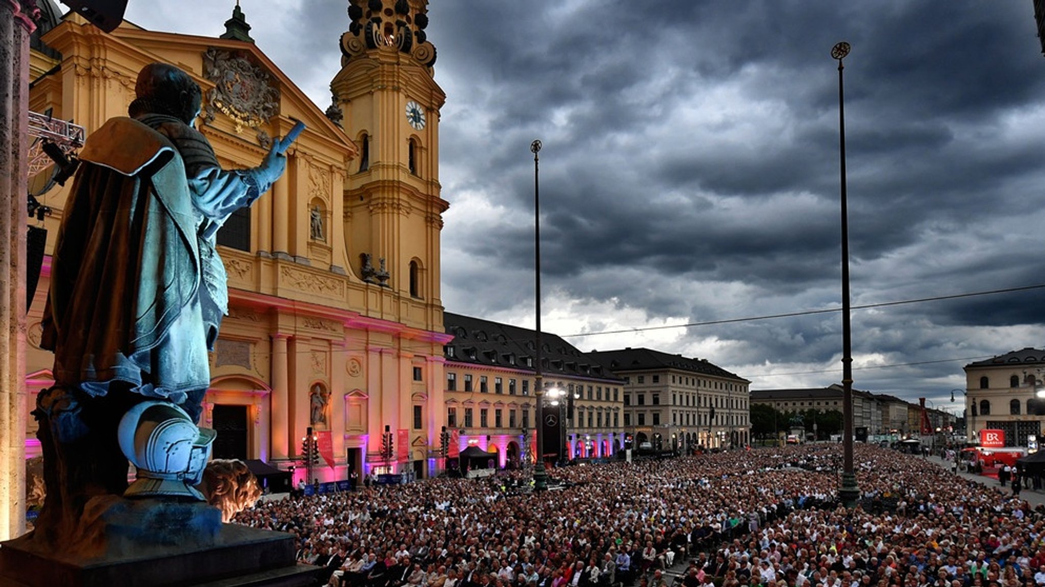 Klassik am Odeonsplatz 2026: Programm, Stars und Übertragungen im Überblick