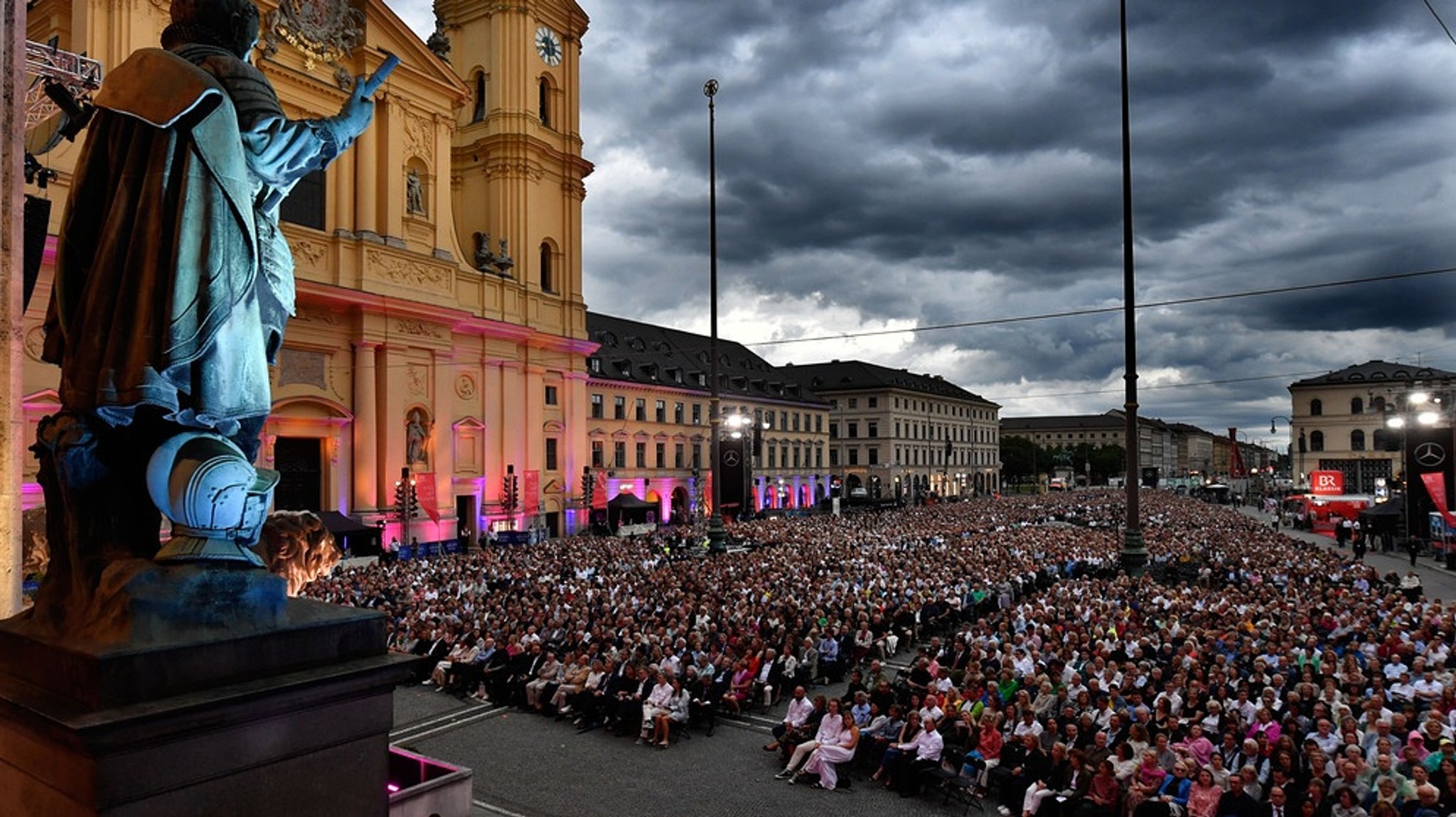 Klassik am Odeonsplatz 2026: Programm, Stars und Übertragungen im Überblick