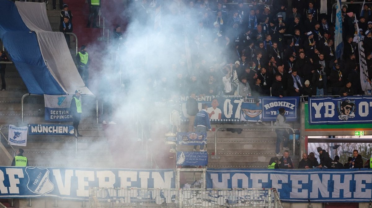 Landgericht Augsburg: Prozess gegen Böllerwerfer im FCA-Stadion vertagt