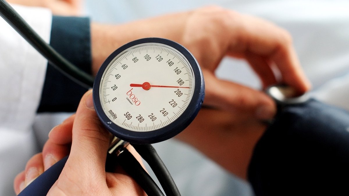 Blutdruck: Blutdrucksenker richtig einnehmen 