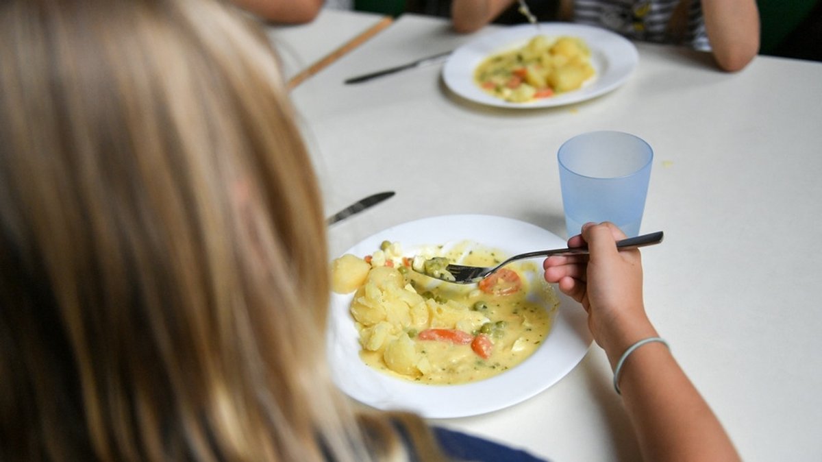 Kochen plus lernen: Schulprojekt gesundes Essen: Bruchrechnen mit Kürbissuppe