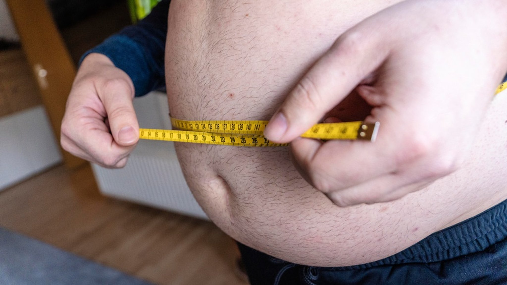 Viszeralfett: Gefährliches Bauchfett: Wie wird man es los?