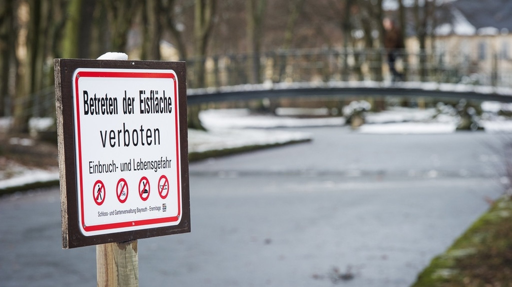 Sicherheit: Eisflächen - Achtung, Gefahr!